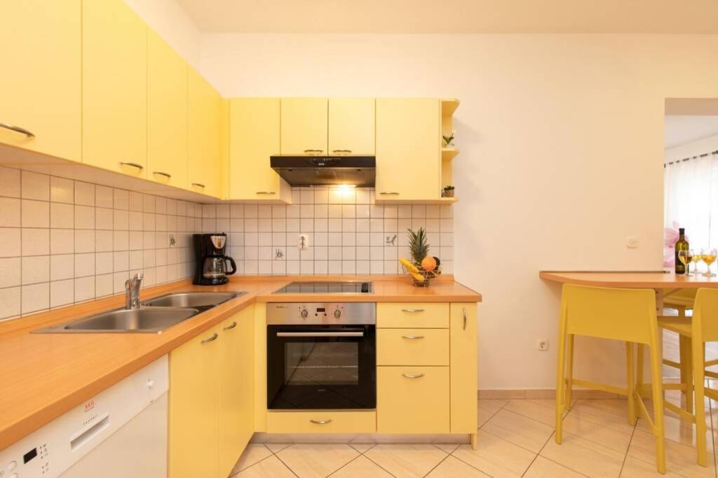 Apartments Doris, Krk Đảo Krk Ngoại thất bức ảnh
