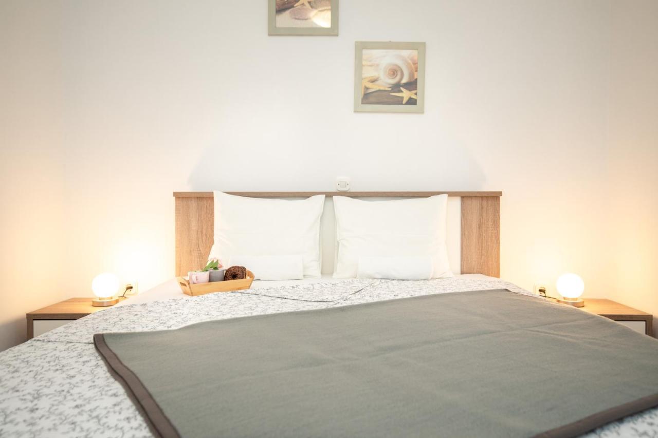 Apartments Doris, Krk Đảo Krk Ngoại thất bức ảnh