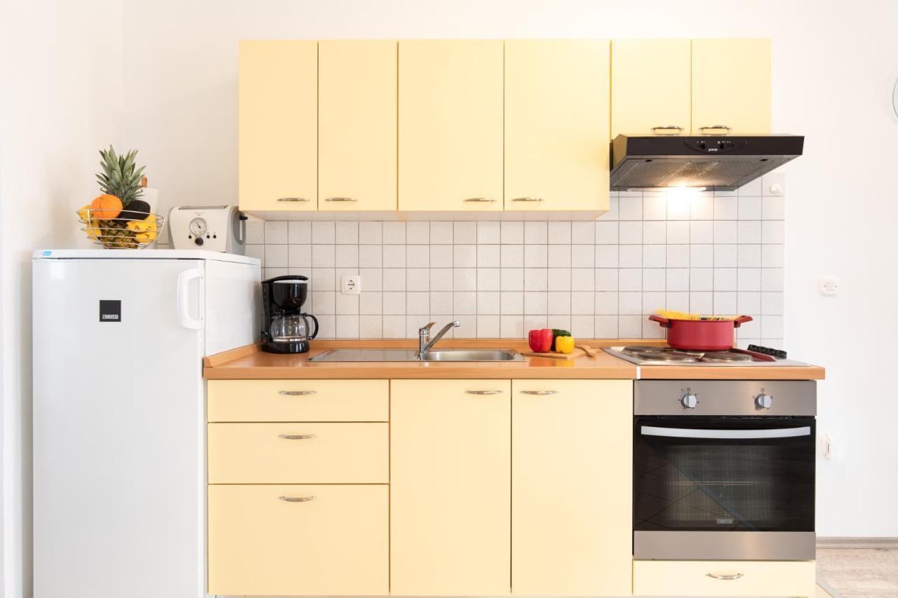 Apartments Doris, Krk Đảo Krk Ngoại thất bức ảnh
