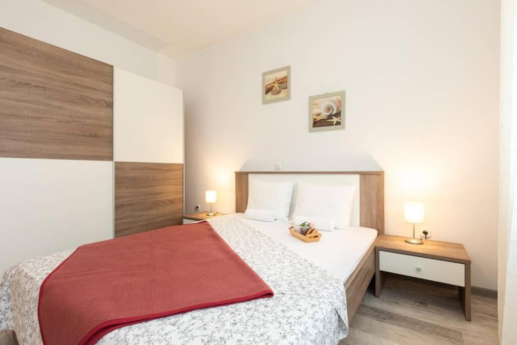 Apartments Doris, Krk Đảo Krk Ngoại thất bức ảnh