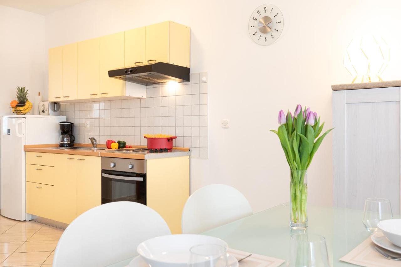 Apartments Doris, Krk Đảo Krk Ngoại thất bức ảnh